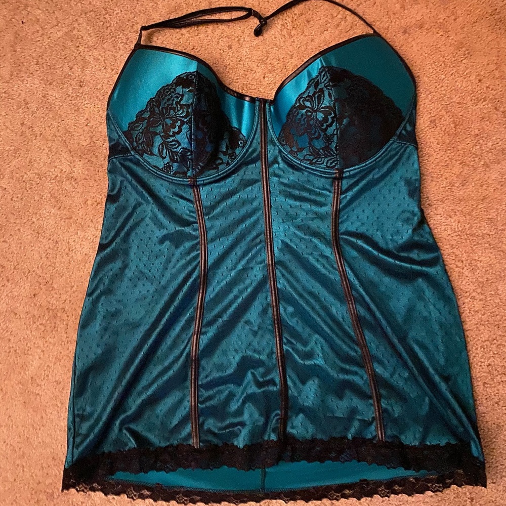 Lingerie (Plus)